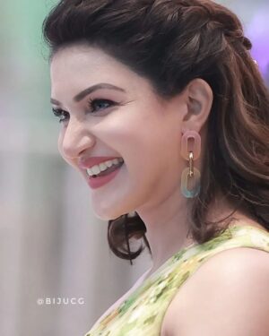 Honey Rose Instagram - Photography @bijuyoyo 
MUA @renjurenjimar 
Hairstylist @sudhiar.hairandmakeup