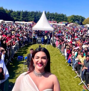 Honey Rose Instagram - Thank you Ireland 🇮🇪 !! 

Really had an amazing blast !! The warmth and hospitality I have experienced since my arrival have been truly remarkable....

So happy to get in touch with loads of Malayalees across Ireland especially Dublin … I may take this Opportunity to thank organisers of mind mega mela ..... once again I may express my sincere gratitude for inviting me ...

It was awesome to share dais with high end government officials of Ireland....

I really had a great time.. these days would be considered as glittering days of this year !! 

Love you all....
@jackchamberstd
@mind_ireland 
@bindunair_
@rens7777