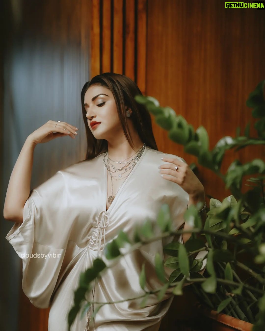 Honey Rose Instagram - Photography @cloudsbyvibin Mua @renjurenjimar Hairstylist @sudhiar.hairandmakeup