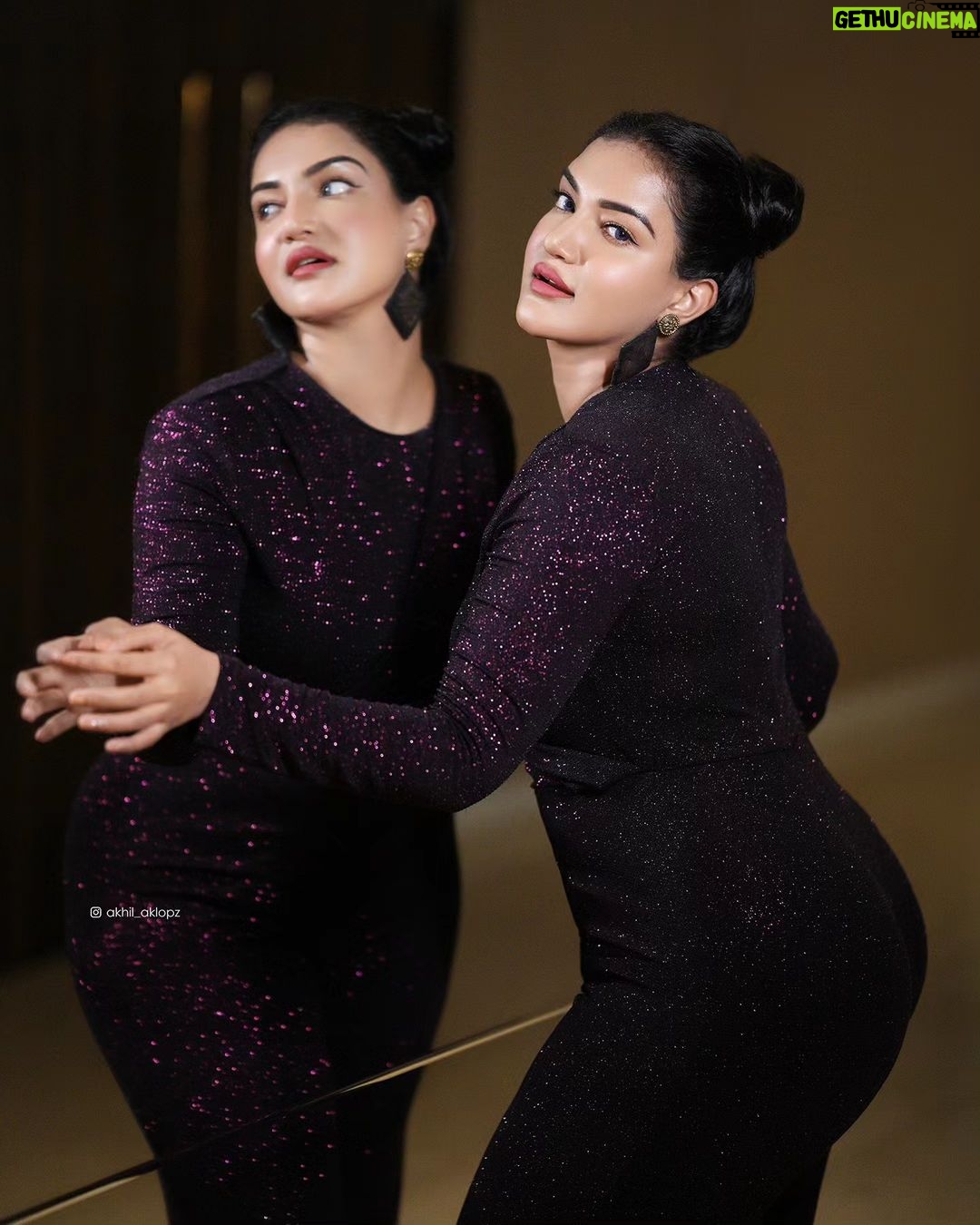 Honey Rose Instagram - Photography @akhil.aklopz Hairstyle @rahul_namo_