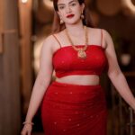 Honey Rose Instagram - Photography @shikku_j_official__ Jewellery @parakkat_jewels Costume @cinderlladesign_studio Hairstyle @rahul_namo_