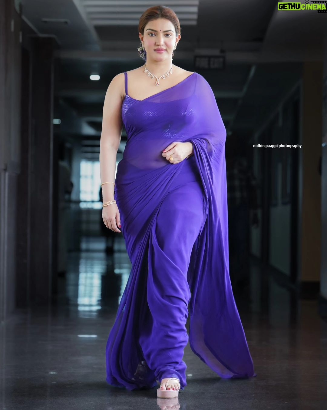 Honey Rose Instagram - Photography @nidhinpaappi_photography Stylist @priyavas_makeup_artist _m Jewellery @parakkat_jewels Costume @cinderlladesign_studio