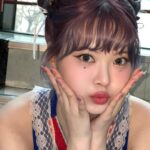 Hong Eun-chae Instagram - 포도 두알🍇🍇