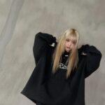 Hong Eun-chae Instagram - Make it look easy