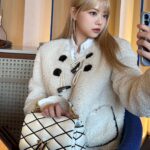 Hong Eun-chae Instagram - Lㅑㅁ냠☕️ #광고 #우리루이비통 #WooriLV