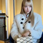 Hong Eun-chae Instagram - Lㅑㅁ냠☕️ #광고 #우리루이비통 #WooriLV