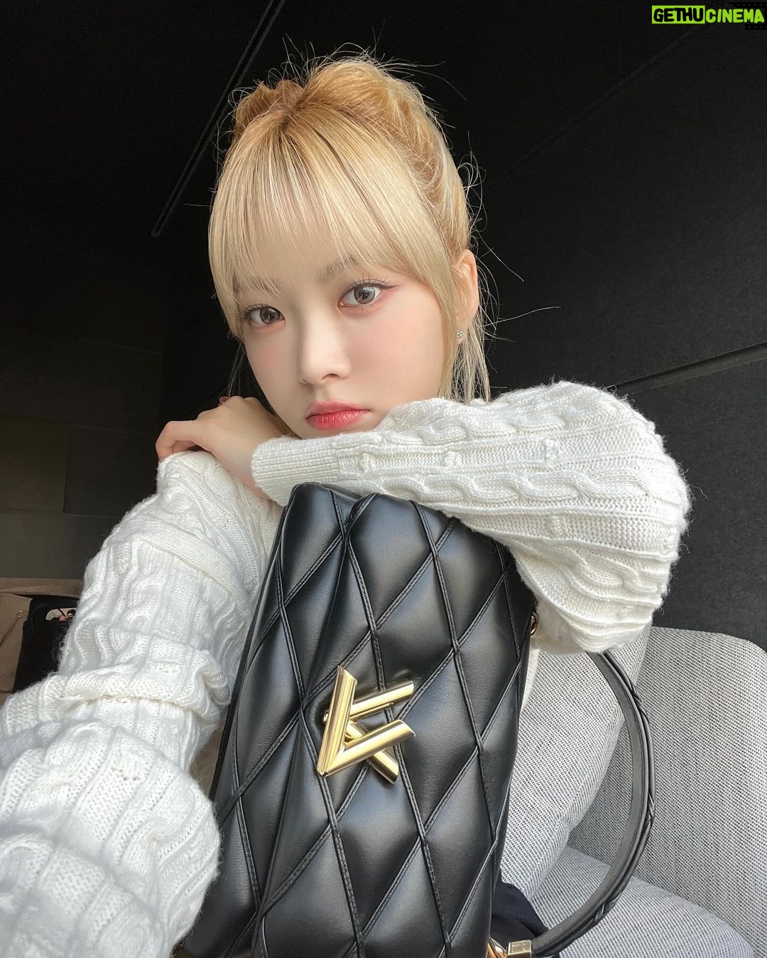 Hong Eun-chae Instagram - 💍 #광고 #LVGO14 #louisvuitton