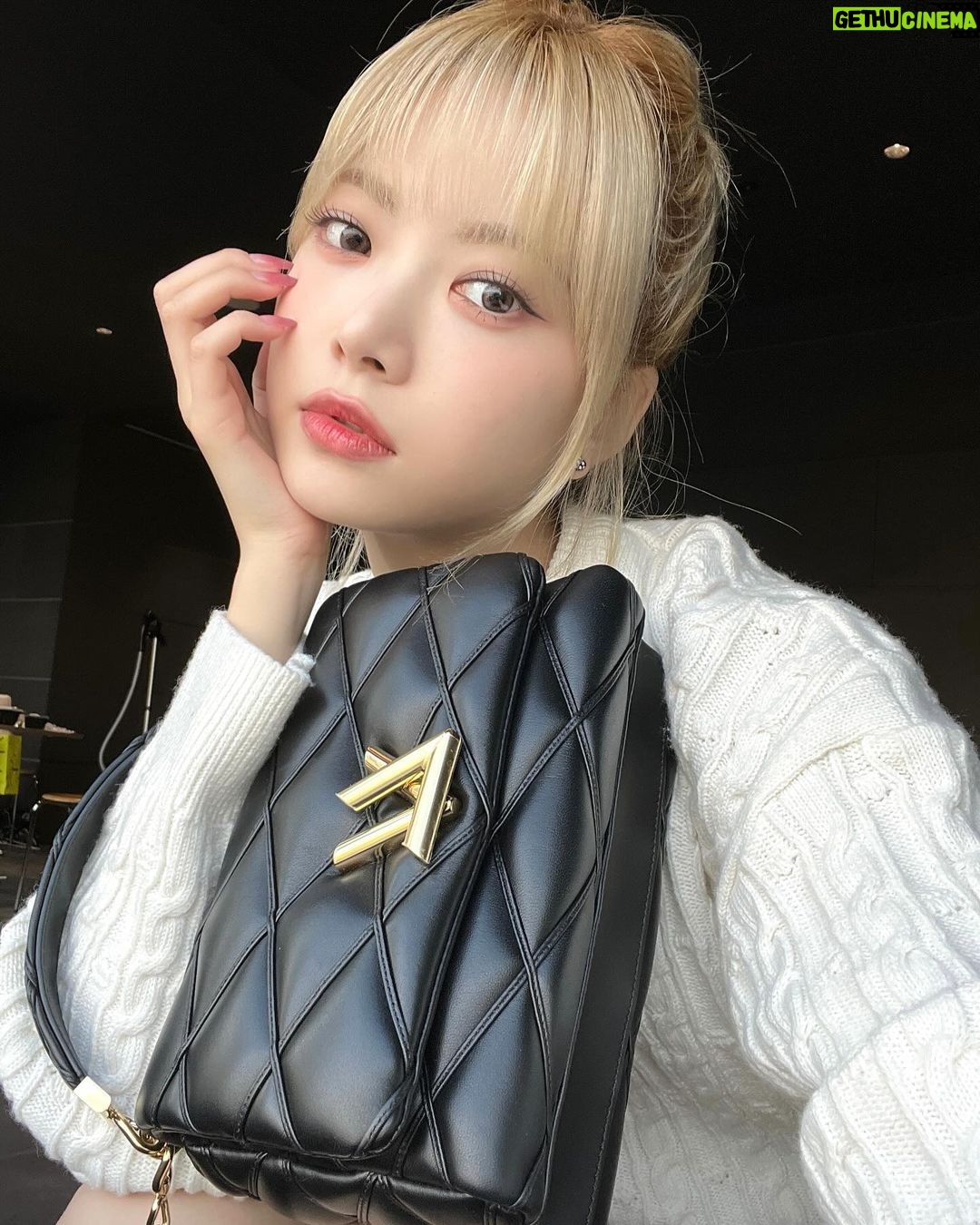 Hong Eun-chae Instagram - 💍 #광고 #LVGO14 #louisvuitton