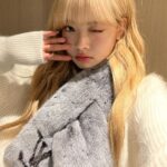 Hong Eun-chae Instagram - 목도리 필수 계절 ☃️