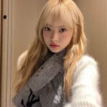 Hong Eun-chae Instagram - 목도리 필수 계절 ☃️