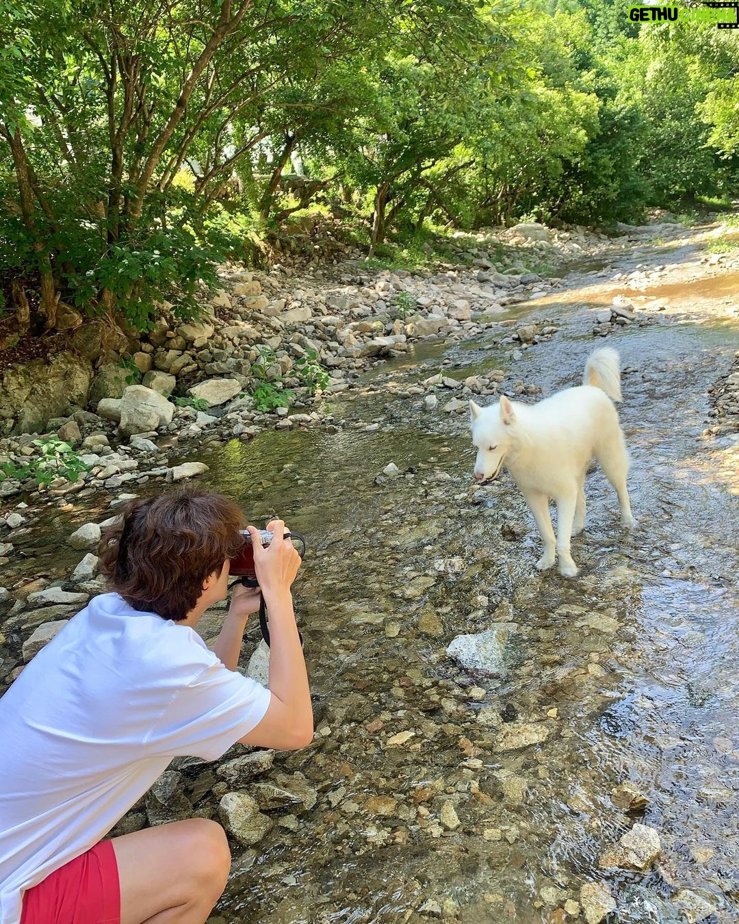 Hong Jong-hyun - 102.4K Likes - 여름이다.