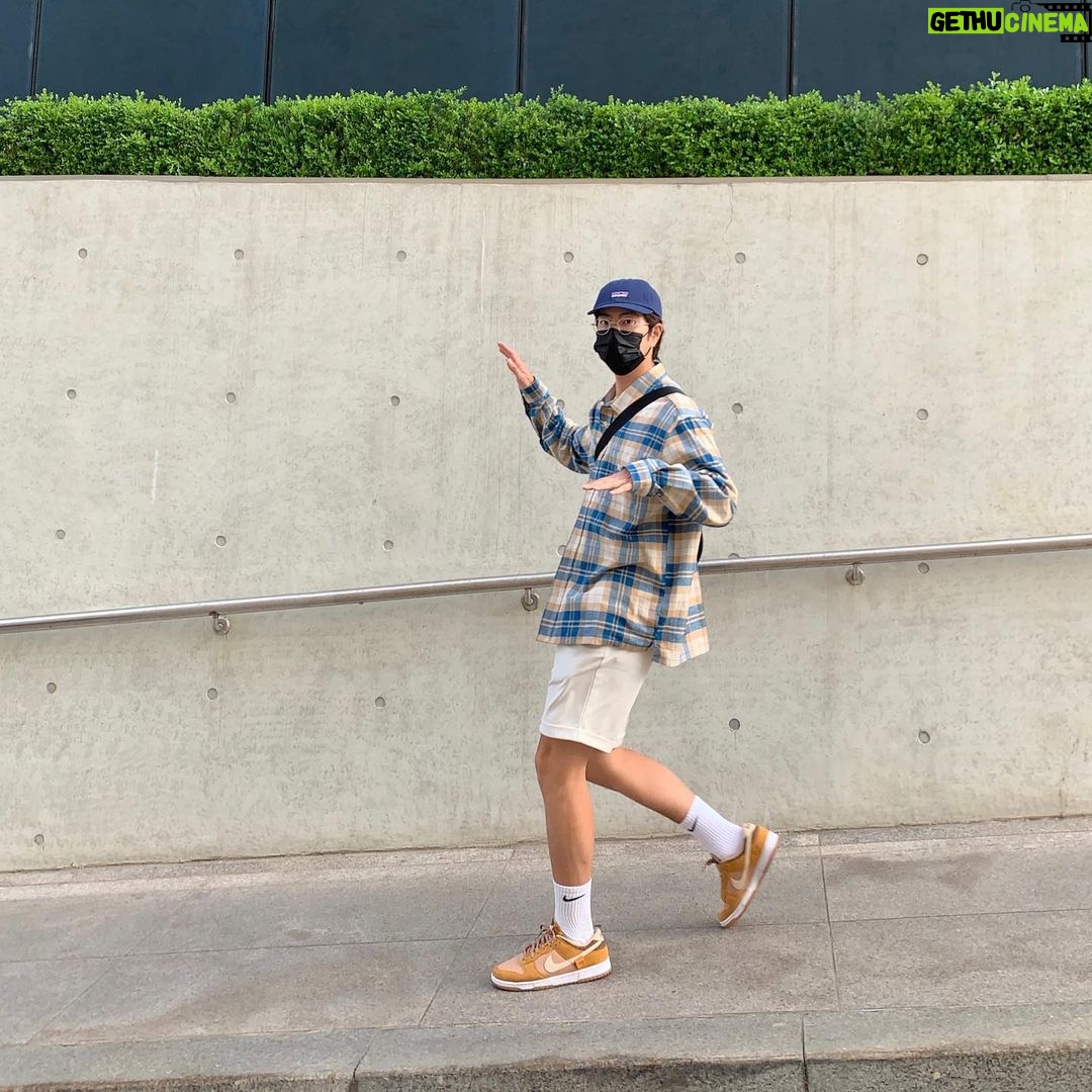 Hong Jong-hyun Instagram - 다음주! 5월 10일 레이스에서 만나요👋
