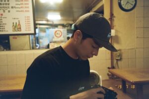 Hong Jong-hyun Instagram - 여름 안녕, 가을 안녕