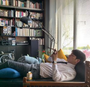 Hong Jong-hyun Instagram - 오늘은 #세상에서제일예쁜내딸 방송하는날🙋🏻‍♂️