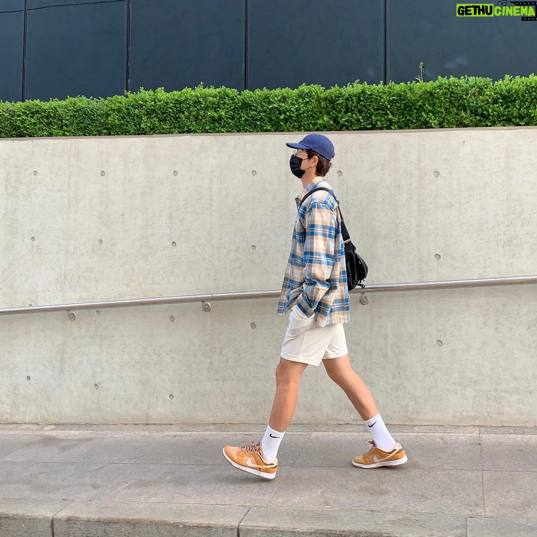 Hong Jong-hyun Instagram - 다음주! 5월 10일 레이스에서 만나요👋