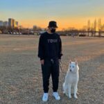 Hong Jong-hyun Instagram - 👋