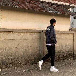 Hong Jong-hyun Instagram - 머리말리는중