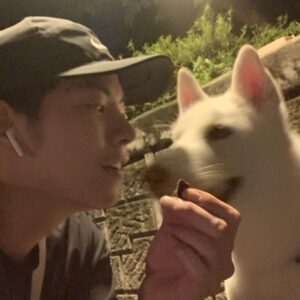 Hong Jong-hyun Instagram - 시원하다-🤠