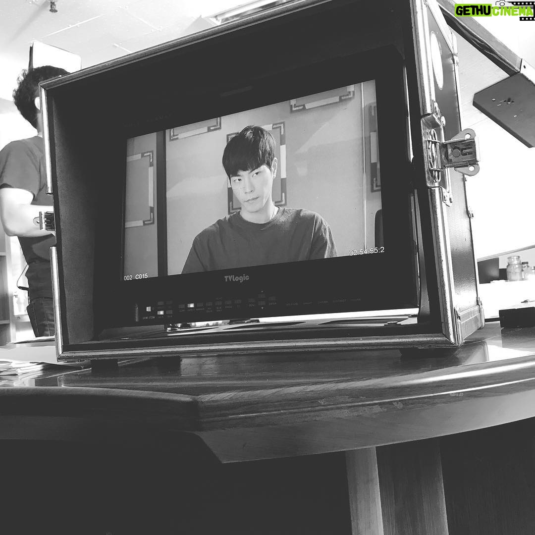 Hong Jong-hyun Instagram - 1년전 즈음-시작의 날. #다시봄 #호민