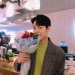 Hong Jong-hyun Instagram – 다시 봄 시사회