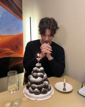 Hong Jong-hyun Instagram - 🙏