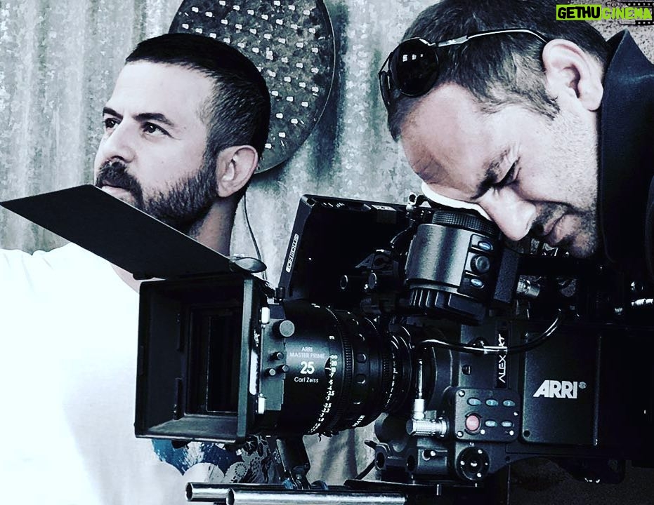 Houman Seyyedi Instagram - روزهاي پاياني با فيلمبردار نازنين كاربلد شادمانفر عزيز عكس از مهرداد جان