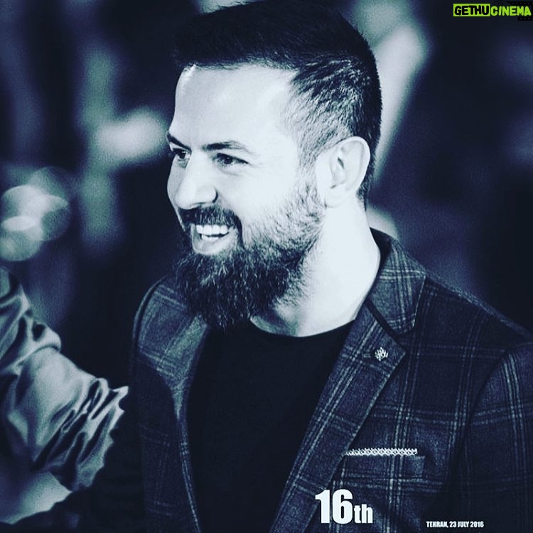 Houman Seyyedi Instagram - شيرجه هاي نرفته..... گاهي كوفتگي هاي عجيبي به جا ميگذارد. آلبركامو@عكس:يوسف عبدالرضاي