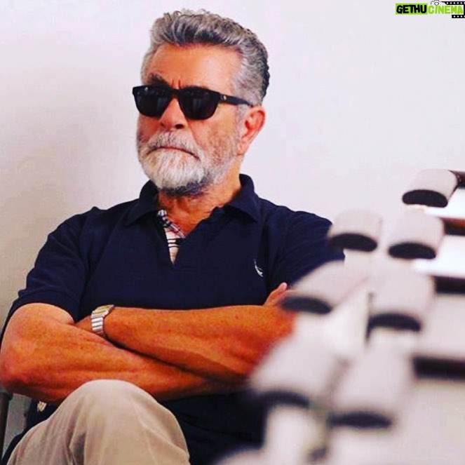 Houman Seyyedi Instagram - استاد سالروز تولدتون مبارك.