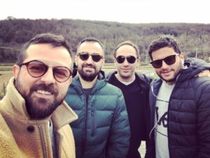 Houman Seyyedi Instagram - یک بار دیگه با تیم درجه یک همیشگی.
((قورباغه))