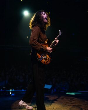 Hozier Instagram - Thank you to everyone who came out for night two in Dublin! Enormous thank you also to @thelastdinnerparty for gracing the tour these last few weeks. It’s been an absolute pleasure to have you with us!

📸 @ruthlessimagery