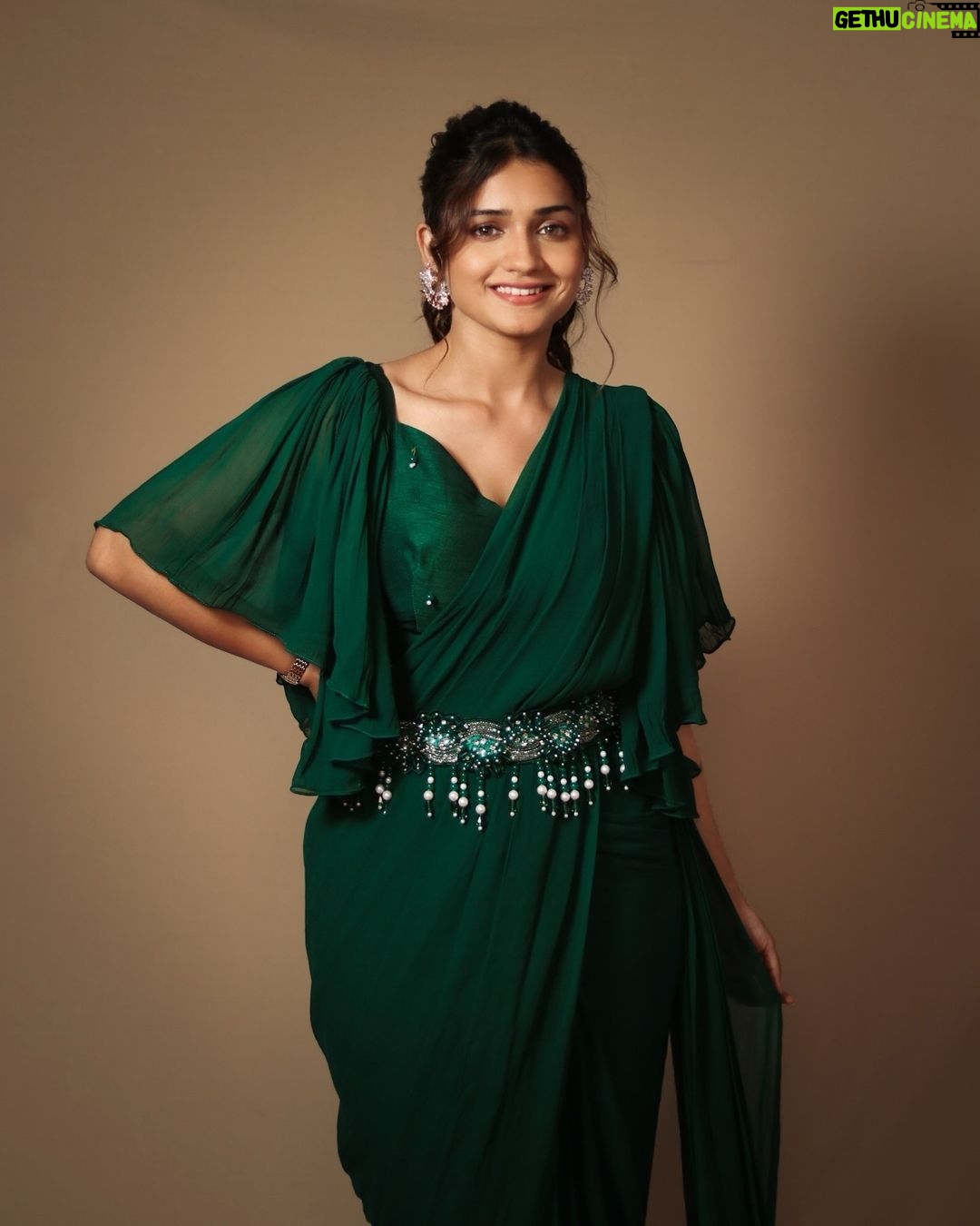 Hruta Durgule Instagram - Grateful for all the love you guys are showering on Kanni ❤️ cant wait for you guys to see the film 🌸 Styled by @tanyakalraaa | @shivangi_behki | @aakritii.07 Outfit @kalkifashion #kanni #8thmarch #film #grateful #positivevibes