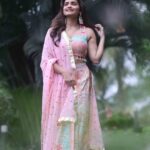 Hruta Durgule Instagram - Pastel hues with a boho twist.. Styled by @shalmalee_t Outfit by: @threadnbutton | @digitallydiksha Footwear: @inc5official Hair by @hairandmakeupbyradhe Photos by @saneshashank #HrutaDurgule #pastelaesthetic #weddingseason