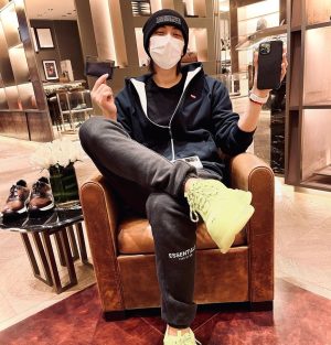 Huang Zitao Instagram - 👌