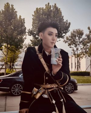 Huang Zitao Instagram - Longtime no make up 😎😎😎