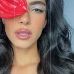 Huda ElMufti Instagram - It was late August . 🌺 @sharifftanyous 🪄 @silviahairstyling ✨