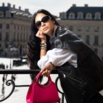 Huda ElMufti Instagram - It was truly a blast getting a first look at the Leather Goods & Accessories Collection for the Spring & Summer 2024 fashion show with @bulgari 🩷🌱 Paris,France