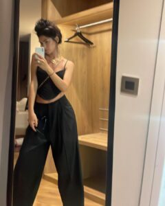 Huda ElMufti Instagram - ✌🏽