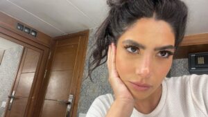 Huda ElMufti Instagram - ✌🏽😴💚🌸