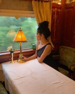 Huda ElMufti Instagram - @dior 🌹🌸
@diorbeauty 
@belmond 
@vsoetrain 
#diorskincare 
#theartofbelmond 
Styled by @yasmineeissa 💚
📸 @morganelay