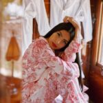 Huda ElMufti Instagram – Off to Cannes with @diorbeauty 🌹🌳❤️‍🔥
Styled by @yasmineeissa 

Swipe for my favorite prestige products from @diorbeauty
Most of my pics by 📸 @morganelay Venice Simplon-Orient-Express