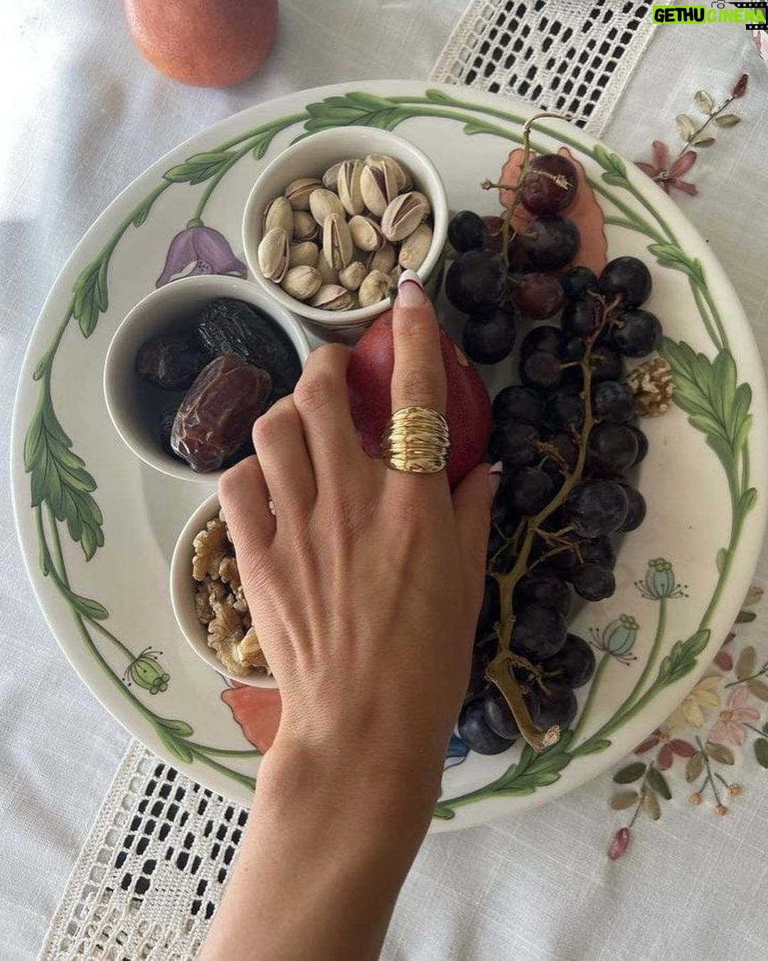 Huda ElMufti Instagram - Jib m3ak na3na3 akhdar 🌙🌿 @4thisdunya ‘s 👁️