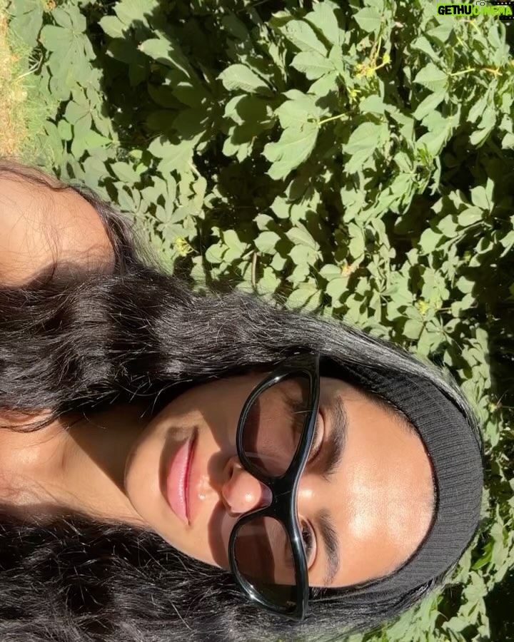 Huda ElMufti Instagram - U ok !!? You’ve been really normal lately 🌱👁️🌸🧿🙏🏾🫀🫶🏾
