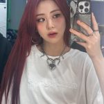 Huh Yun-jin Instagram – EZ