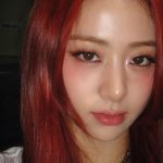 Huh Yun-jin Instagram – EZ