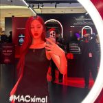 Huh Yun-jin Instagram – redmaxxing.💋

#광고 #맥시멀매트립스틱 #맥시멀매트 #맥시멀매트팝업스토어 #iwearmac  @maccosmeticskorea