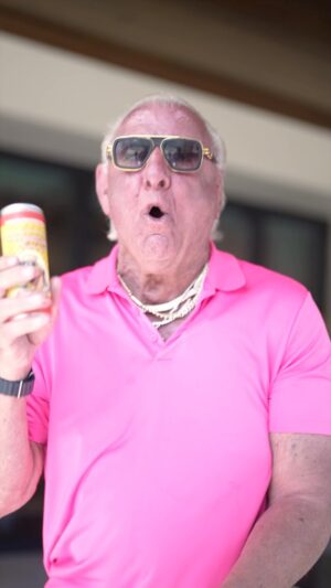 Hulk Hogan Instagram - The Hulkster and Naitch are comin’ to Clearwater, Florida tonight @ Hogan’s Hangout!! 👈

Come hang with the legends and try some of the brand new Wooooo Energy! 🔥 See you there at 8pm, Karaoke night!! 🎤

-
#ricflair
#hulkhogan
#natureboy
#hoganshangout
#wooo
#wheelinanddealin