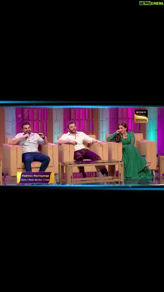 Huma Qureshi Instagram - Arbaaz setting Mad Benchmarks! Dekhiye #MadnessMachayenge, 9 March se, Sat-Sun, 9:30 baje, sirf #SonyEntertainmentTelevision par! @sohailkhanofficial @arbaazkhanofficial @iamhumaq @realharshgujral #MadnessMachayengeIndiaKoHasayenge #MadnessMachayengeOnSonyTV