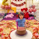 Humaima Malick Instagram - On this special day, I want you to know how much joy and happiness you bring into our lives. Happy birthday,Amaji you are very very special for your mum and for your dad …. And we are so grateful to Allah he gave us you …. May you continue to be this wonderful pure hearted child, may you always respect and love your parents may you never ever see any hardships in life. May Allah keep you close to your loving mother and brave father. May you always be the happiest girl and the bravest of all …. Thankyou Allah for giving us this little princess who is the queen of our hearts may he keep you in afiyat always :) Love phupho ❤️ maima ! please everyone say MashAllah 🥰
