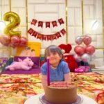 Humaima Malick Instagram - On this special day, I want you to know how much joy and happiness you bring into our lives. Happy birthday,Amaji you are very very special for your mum and for your dad …. And we are so grateful to Allah he gave us you …. May you continue to be this wonderful pure hearted child, may you always respect and love your parents may you never ever see any hardships in life. May Allah keep you close to your loving mother and brave father. May you always be the happiest girl and the bravest of all …. Thankyou Allah for giving us this little princess who is the queen of our hearts may he keep you in afiyat always :) Love phupho ❤️ maima ! please everyone say MashAllah 🥰