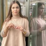Humaima Malick Instagram - Remain humble , You can fall off any day 🗣